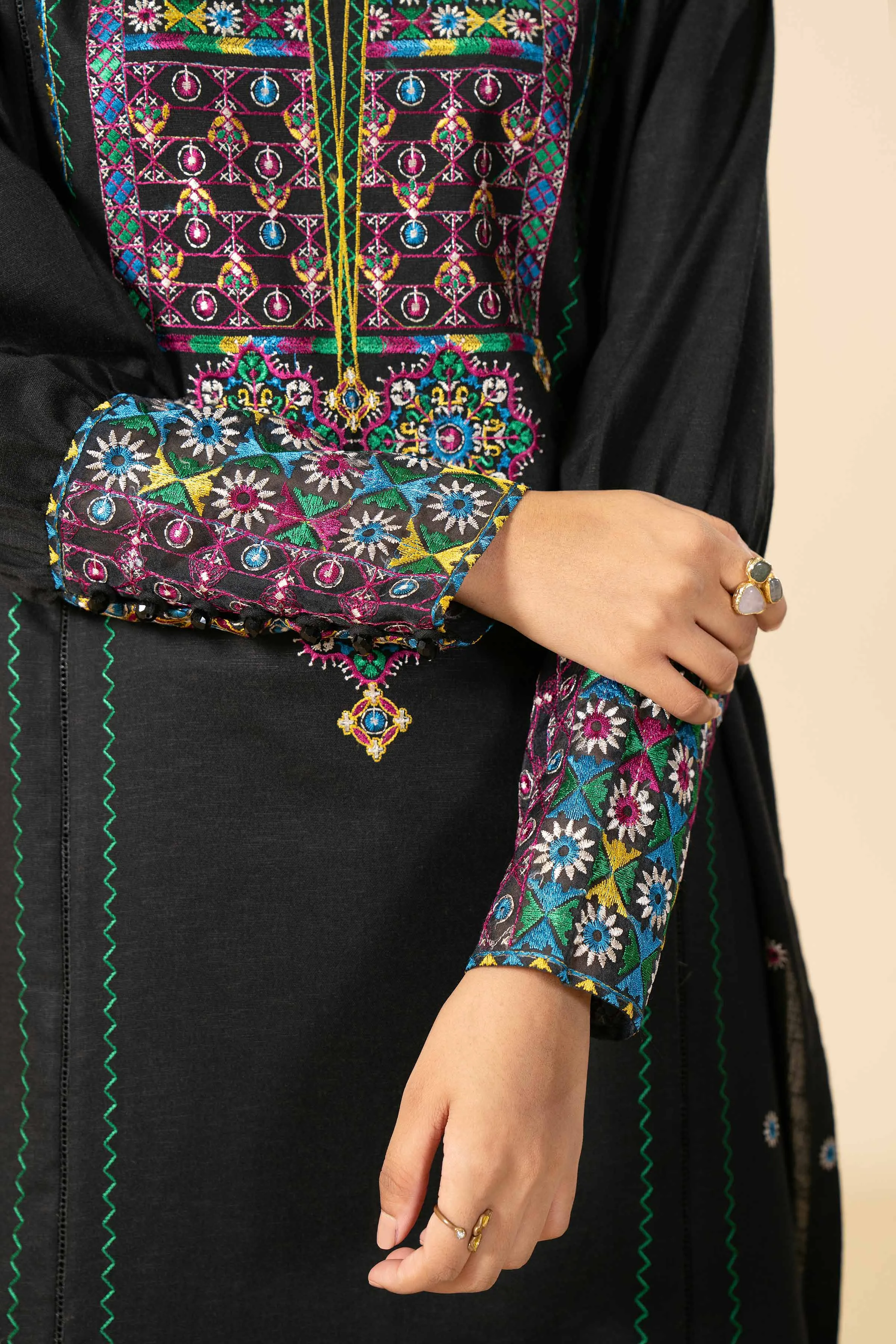 3 Piece - Embroidered Suit - 42404260