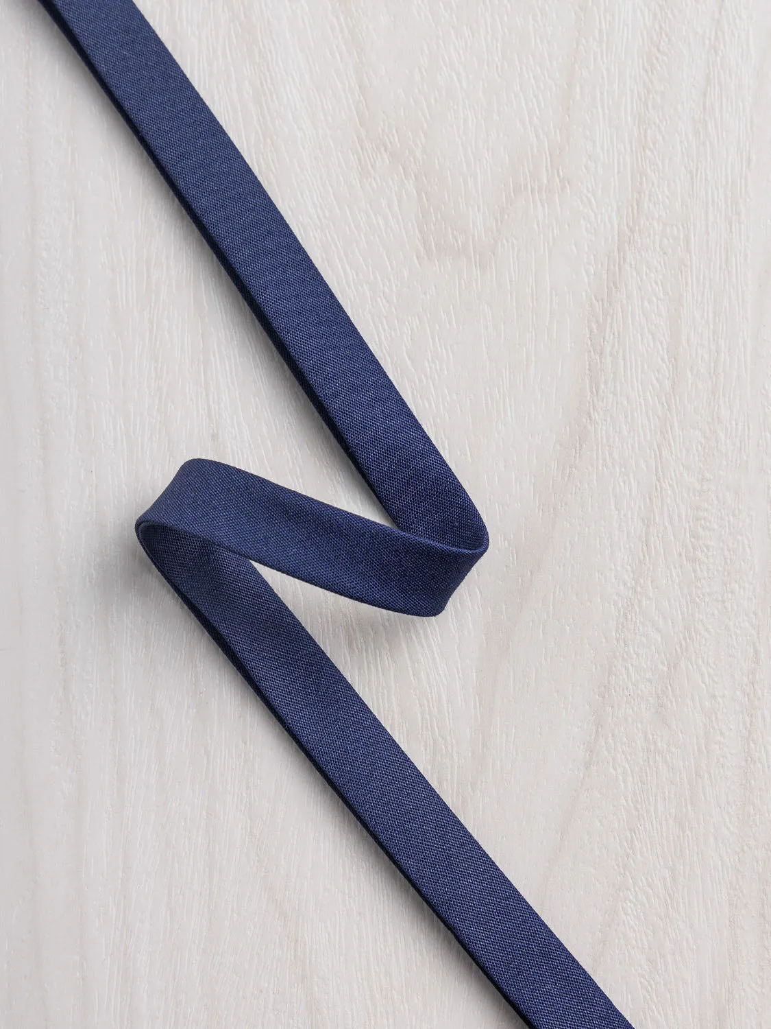 Double-Fold Cotton Poplin Bias Tape - 1/2" (13mm) wide - Navy